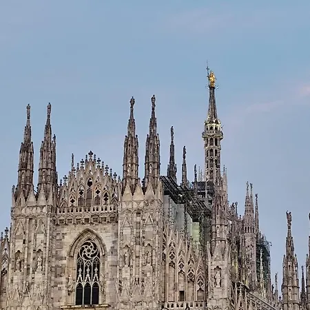 Cathedral アパート ミラノ
